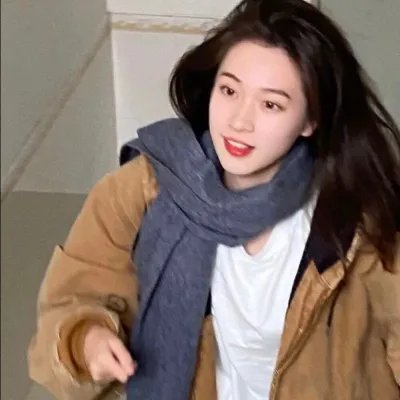 敦君与女朋友